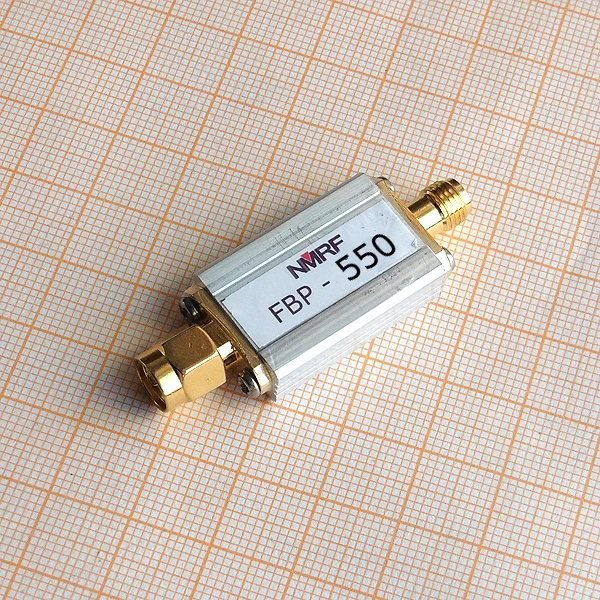 550 (510~570) MHz pásmového filtra, ultra malý objem, SMA rozhranie
