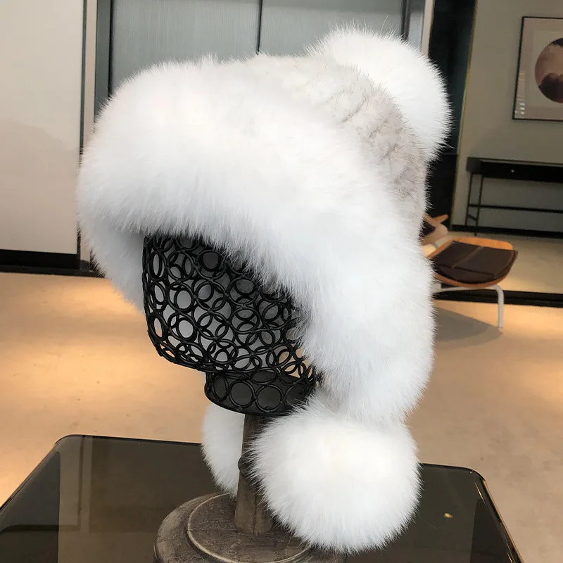 Hot predaj módnych tri loptu žien kožušiny noriek tkané fox kožušiny high-end čiapky pre ženy, jeseň a v zime teplé čiapky, klobúky, cestovné
