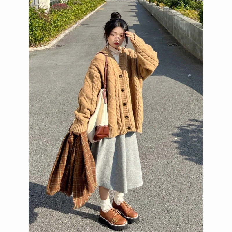 Jesenné a zimné Japonský štýl lenivý retro mlieko fufu cardigan sveter vrchné oblečenie žien voľné kovanie vrchné oblečenie top trend