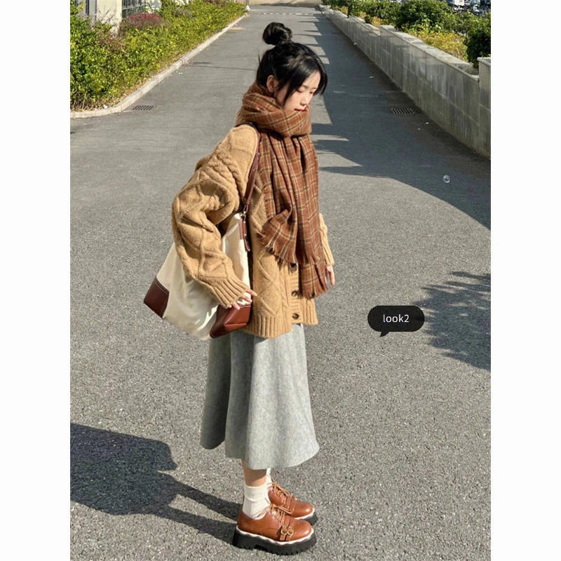 Jesenné a zimné Japonský štýl lenivý retro mlieko fufu cardigan sveter vrchné oblečenie žien voľné kovanie vrchné oblečenie top trend