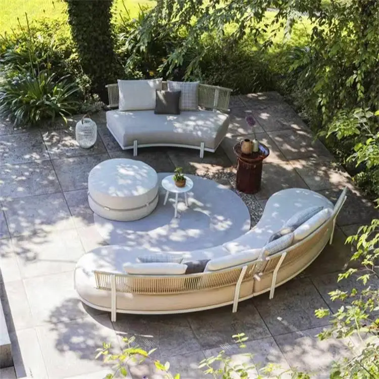 Kolo vonkajšie gauč ratan villa hotel nádvorie voľný čas nábytok open-air balkón vonkajšie záhradné posedenie