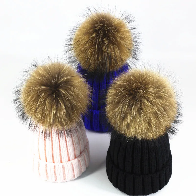 Luxusné zimné dospelých unisex pevné akrylátové odnímateľný kožušiny pom pom čiapky Pletené klobúk spp SKullies gorras