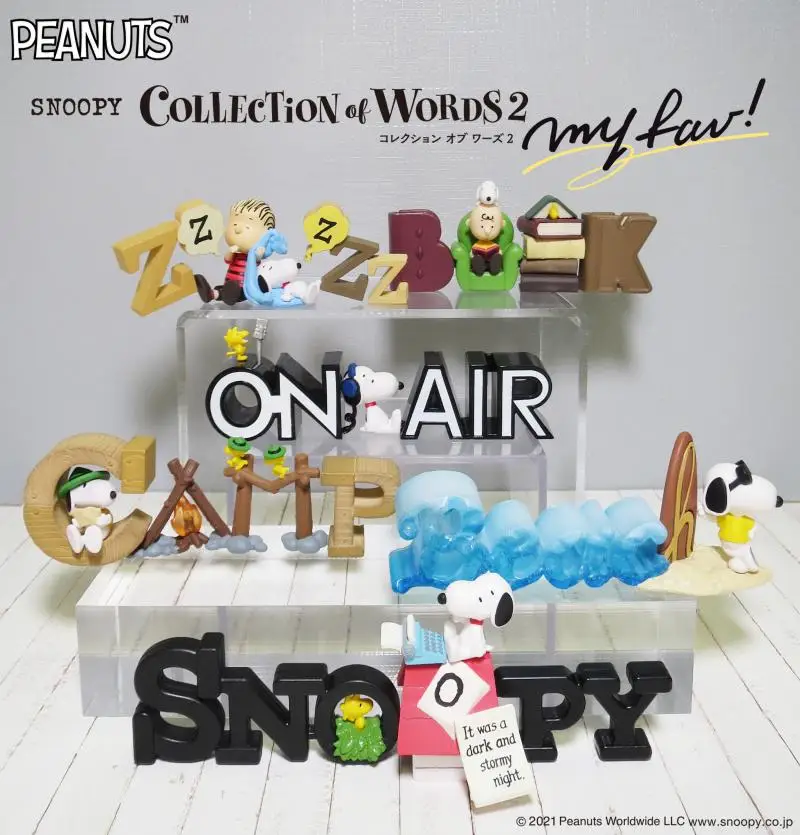Snoopy Slovo zberného Boxu, Charlie Brown Hračku, Ozdoby Kawaii Anime Action & Hračka Údaje Model Hračky pre Deti Darček k Narodeninám